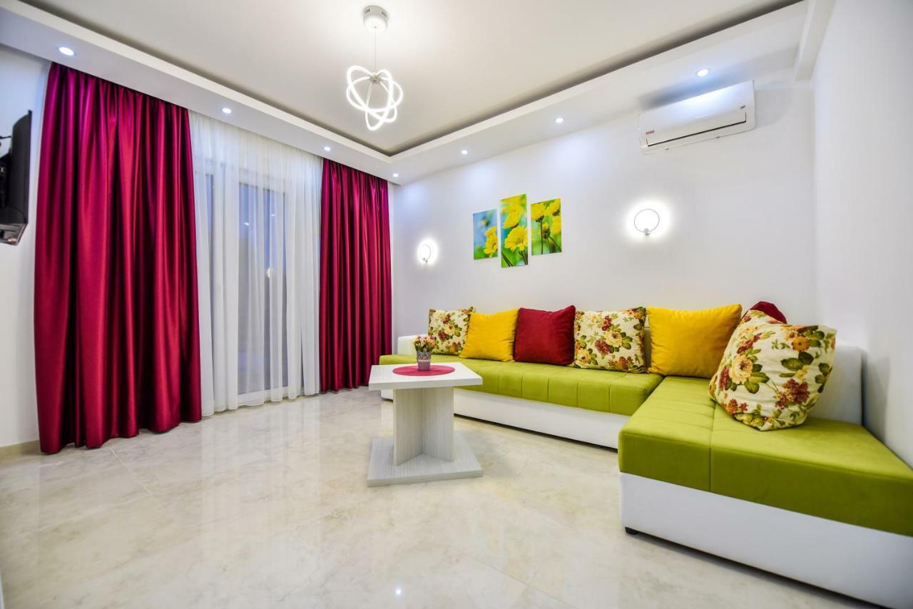 S Apartments Ulcinj Ngoại thất bức ảnh