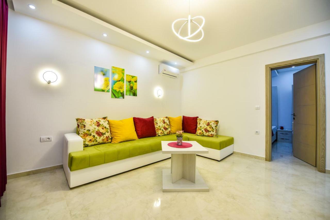 S Apartments Ulcinj Ngoại thất bức ảnh